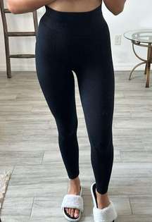 AURA Ribbed Seamless Black / Dark Gray Leggings / SMALL