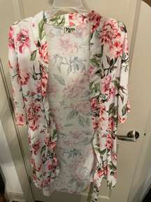 Floral Brie Robe / Coverup
