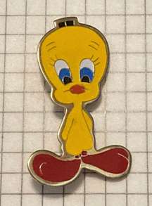 1979 Warner Brother Tweety Bird Yellow Red Gold Tone Pin Brooch