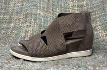 Eileen Fisher Voice Wedge Sandal In Graphite Tumbled Nubuck