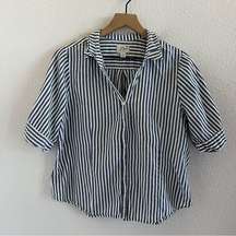 J Crew Short-Sleeve Button-Up Shirt in Stripe Style G7496 Small