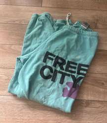 Free city Sweatpants