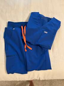 Scrubs Set