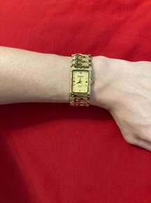 Womans 22kt gold plate Japan quartz vintage  nugget style watch