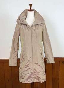 Nice Cole Haan Packable Raincoat!