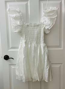 | NWOT | Ruffle Sleeve Mini Dress | L | White | CD02530