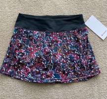 NWT  Pace Rival Skirt Skort 4 Long Floral