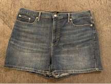 Banana Republic 4" Jean Shorts Size 33/16 Plus Size New w/ Tags Denim Shorts