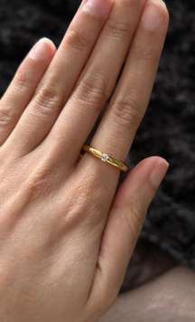 18K Floating Diamond Stacking Ring Size 6