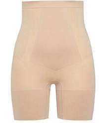 Spanx On Core High-Waisted Mid-Thigh Short Soft Nude Large