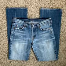 7FAM bootcut size 27 blue jeans light wash denim W28xL29.5
