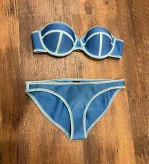 e Bikini Set