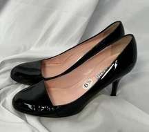 Vintage  Black Patent Leather Pumps Size 6.5B