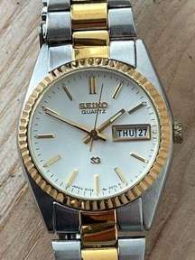 Seiko SQ Ladies Watch White Dial Day Date Window Two-Tone Bracelet Vintage