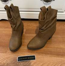 Size 7 Tan Cowboy Boot