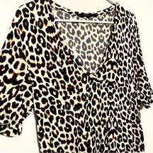 Leopard Print V Neck Short Sleeve Super Soft Essential Tee Medium