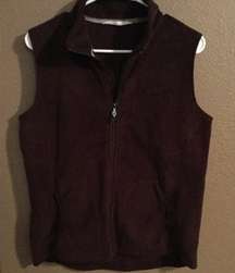 Women’s Woolrich Maroon fleece vest