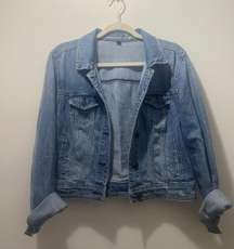 *LIKE-NEW* (XL-L)  cropped denim jean jacket