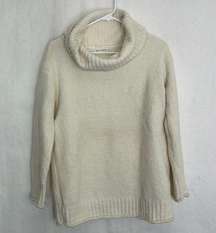 Moon and Madison XS. Cream turtle neck sweater.130