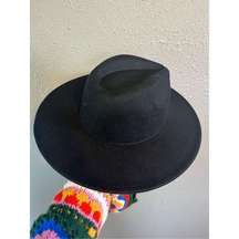 Shiraleah NWT Clyde Black Wide Brim Hat With Scarf