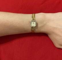 Woman’s Swiss Quartz movement vintage gold filled diamond accent GRUEN watch!