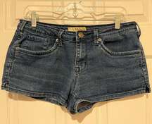 Hybrid & Company Size 11 Dark Wash Stretch Jean Shorts