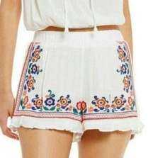 C&v Chelsea & Violet Embroidered Ruffle Short