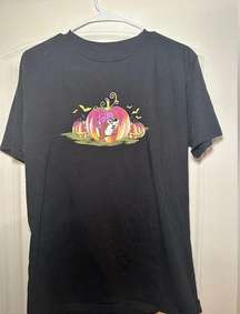 Buc-ee's Halloween 2023 "If You've Got It Haunt It" Black Shirt Sizes Medium