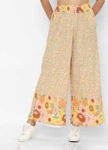 American Eagle Women's Yellow Floral Wide Leg Pull On Pants Size XL