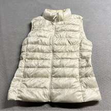 Uniqlo Ultra Down Puffer Vest in White Ivory Size Medium EUC