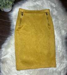 Olivia Blu mustard faux suede pencil skirt sz Small