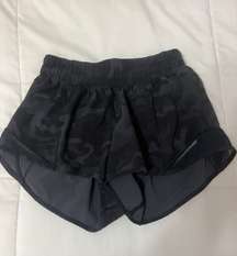 Hotty Hot Shorts 2.5 Black Camo