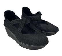 Bernie Mev Women's Solid Black Weave Slip On Wedge Shoes Size EUR 40 US 9 - 9.5