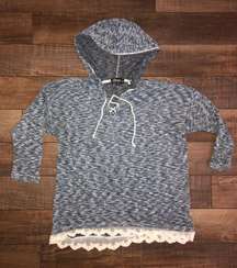 3/4 Sleeve Hooded Top