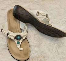 G.H. Bass & Co. White and Turquoise Wedge Sandals Size 6 Bass Tilda