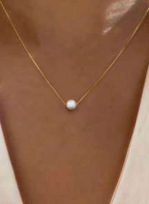 Gold Pearl Necklace