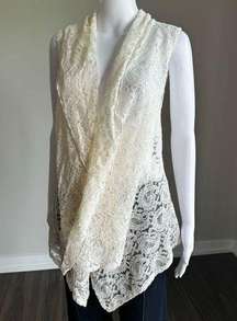 Pretty Angel Crème Lace Vest Size M NWT