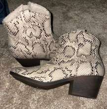 Snake print Boots