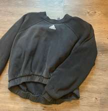 Black  Crewneck (cropped)