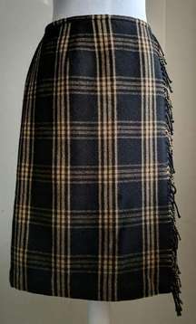 Kasper Plaid Skirt Black Gold Fringe - Size 8 - GUC