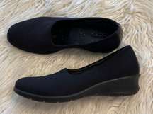 ECCO Shoes size 8 color black excellence condition please see all photos