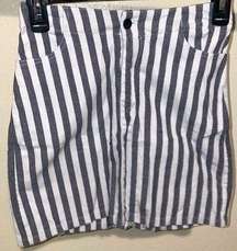 Brandy Melville Grey & White Stripe Mini Skirt size XS - Made in Italy