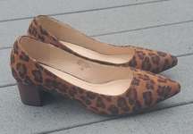 Chase + Chole Leopard Print Scott-1 Chunky Heels Size 9