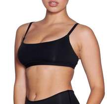 SKIMS Fits Everbody Scoop Neck Bralette in Onyx size small