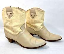 Vintage 1980’s Dingo Cream Leather Slouchy Western Boots size 9.5 IOB