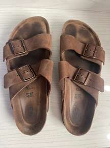 Sandal