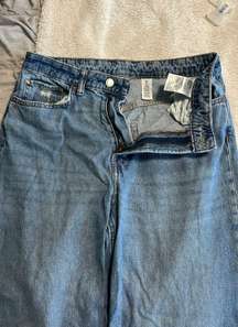 Loose Straight Jeans