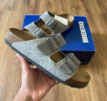 Arizona Gray Sandals Shoes New