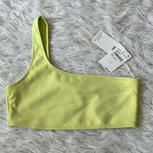 Good American Scuba Hot Shoulder Bikini Top in Key lime001 size 1/Small