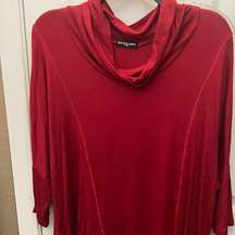 Cha cha vente draped neck top large